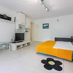 24 * Crikvenica
