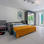 24 Apartment
