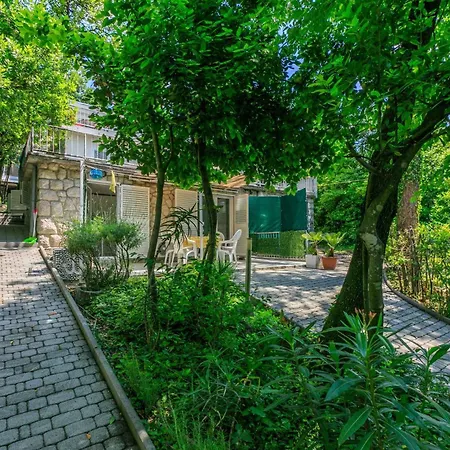 24 Apartment